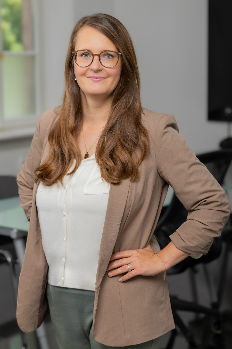 Rebecca Hüttner (Consultant Business Development)